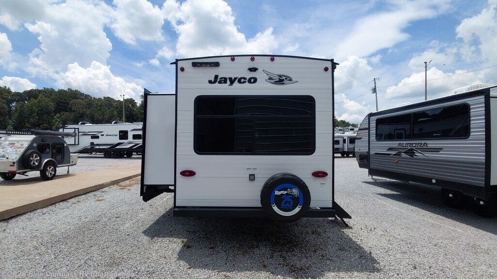 New 2027 Jayco Jay Flight SLX 262RLS available in Ringgold, Georgia
