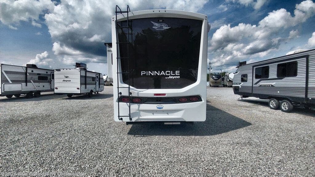 New 2027 Jayco Pinnacle 39FLOK available in Ringgold, Georgia