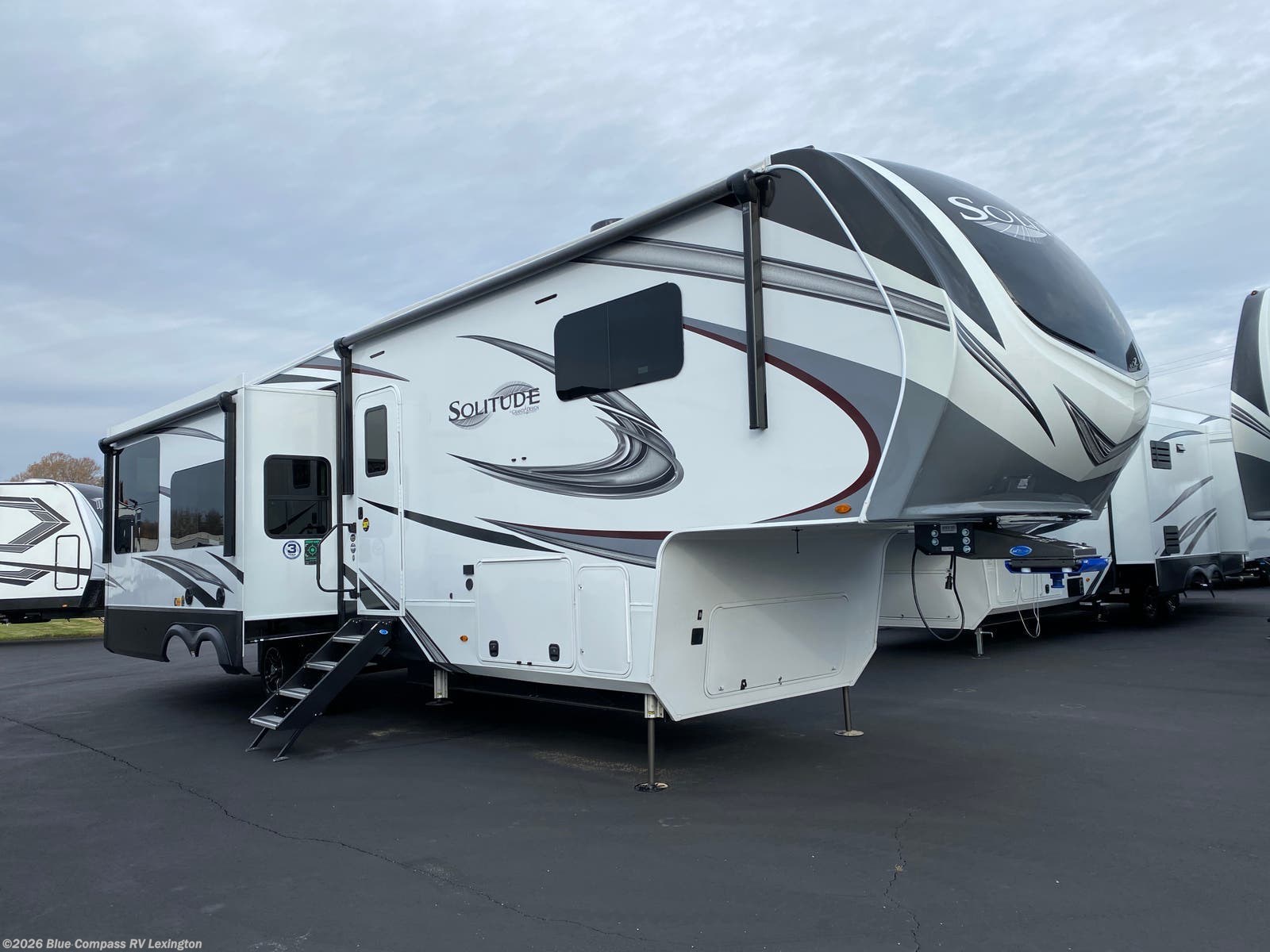 2022 Grand Design Solitude 345GK RV for Sale in Lexington, KY 40505 |  FG132079 | RVUSA.com Classifieds