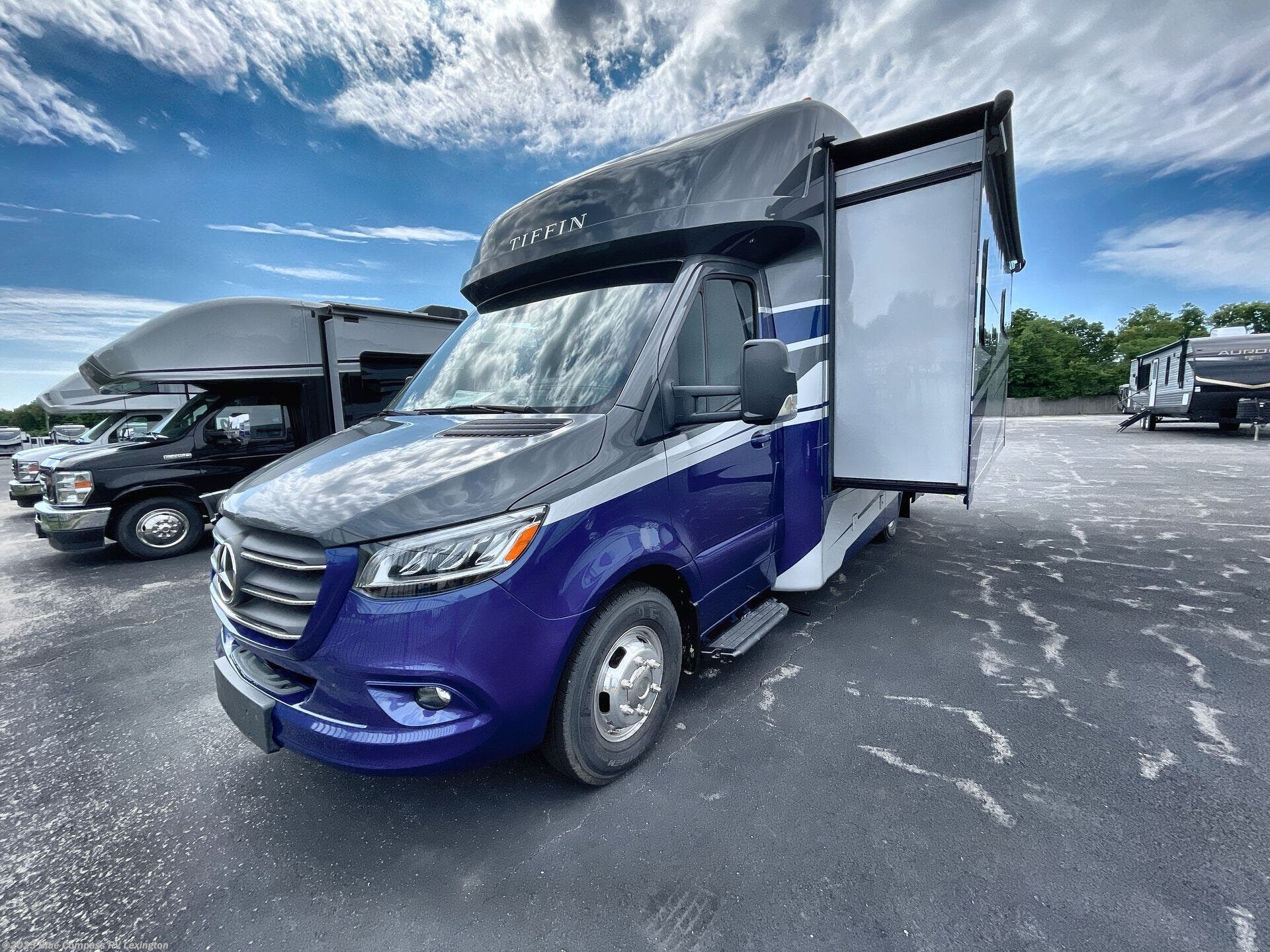 New 2025 Tiffin Wayfarer 25 RW available in Georgetown, Kentucky