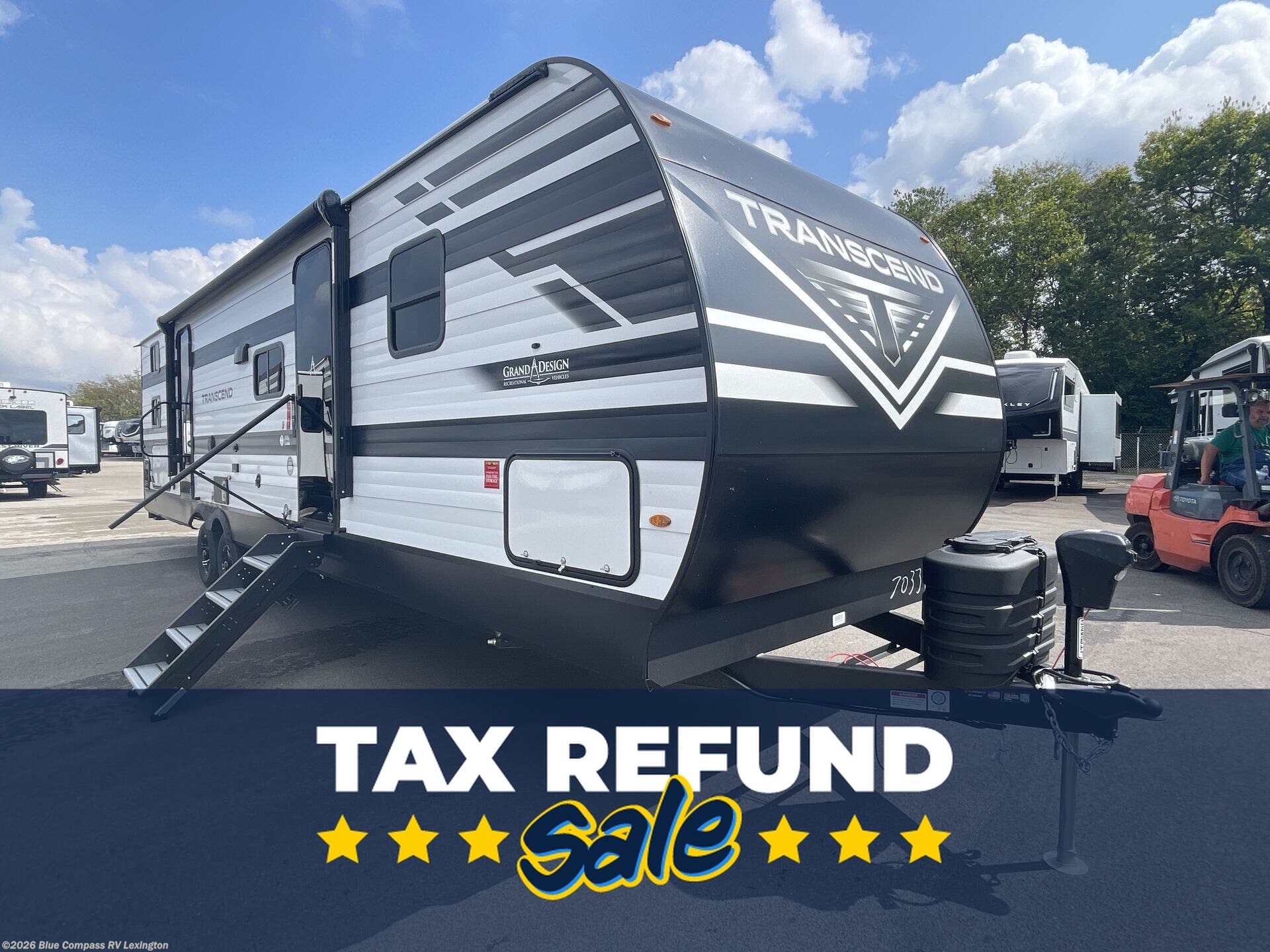 New 2026 Grand Design Transcend 325BHT available in Georgetown, Kentucky