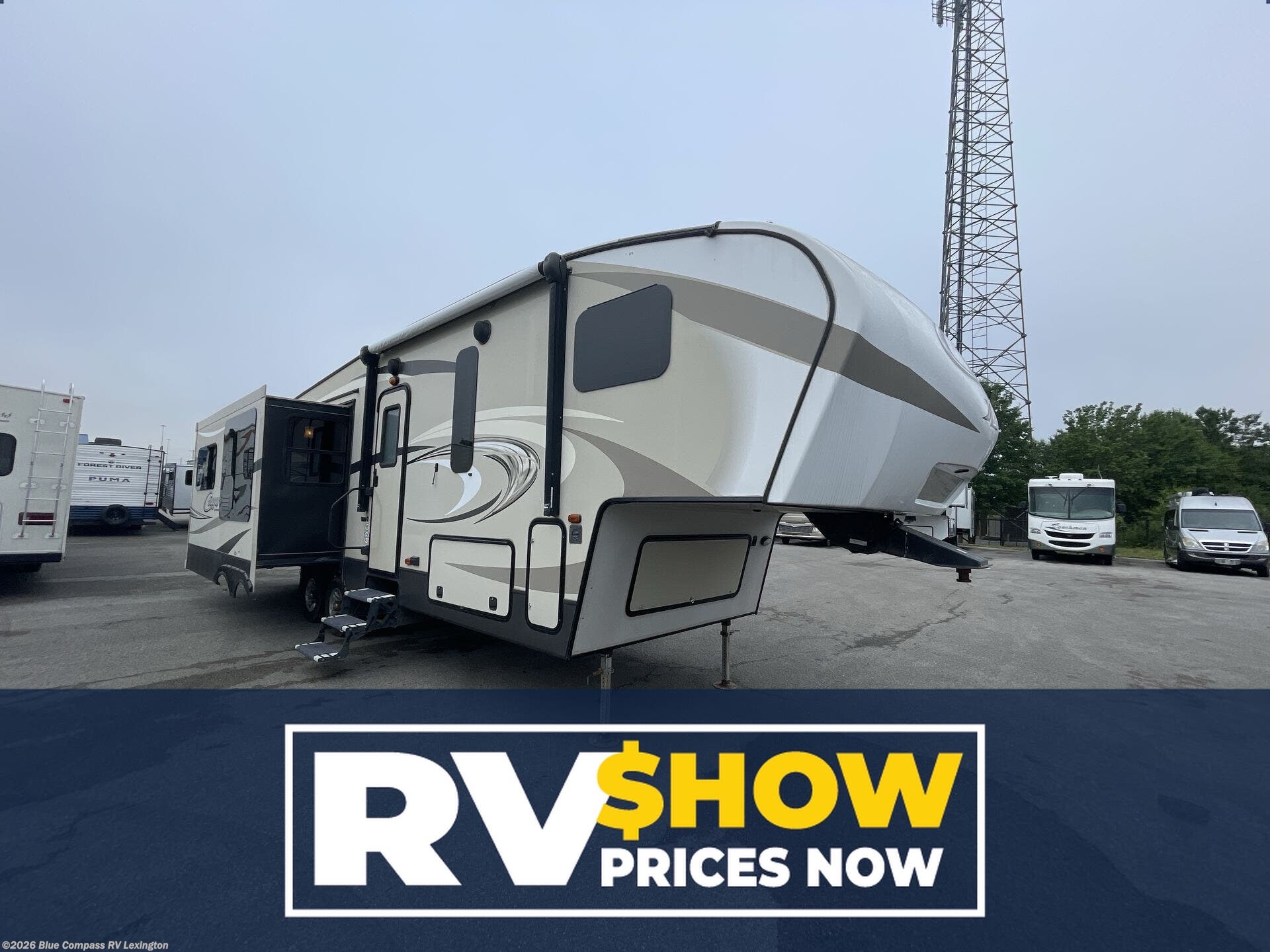 Used 2017 Keystone Cougar X-Lite 29RES available in Georgetown, Kentucky