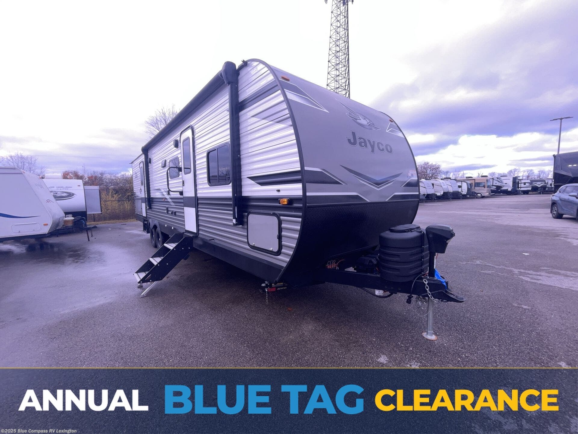 Used 2024 Jayco Jay Flight 324BDS available in Georgetown, Kentucky