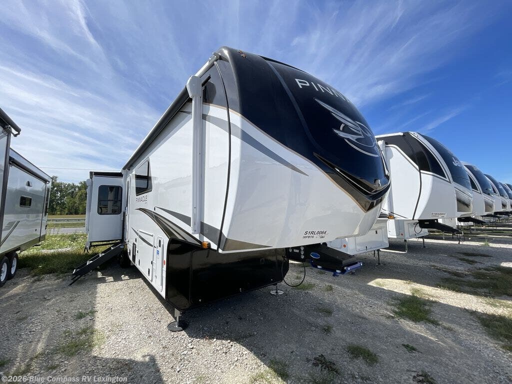 Used 2025 Jayco Pinnacle 36FBTS available in Georgetown, Kentucky