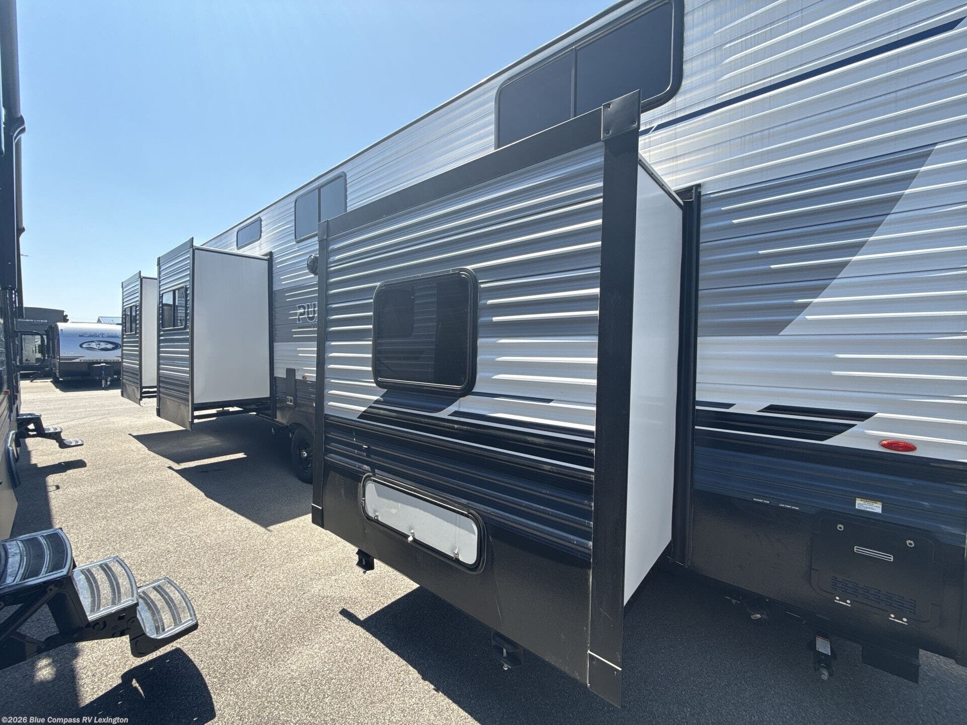 New 2026 Forest River Puma Vista 403LFT available in Georgetown, Kentucky