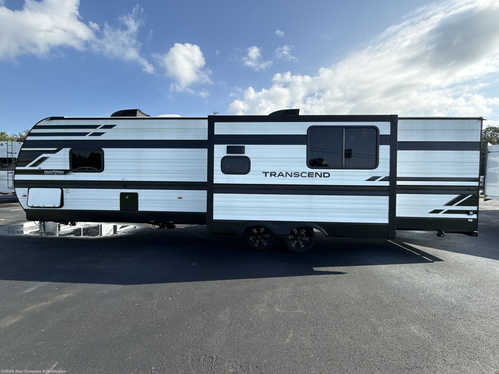 Used 2025 Grand Design Transcend 295QBT available in Georgetown, Kentucky