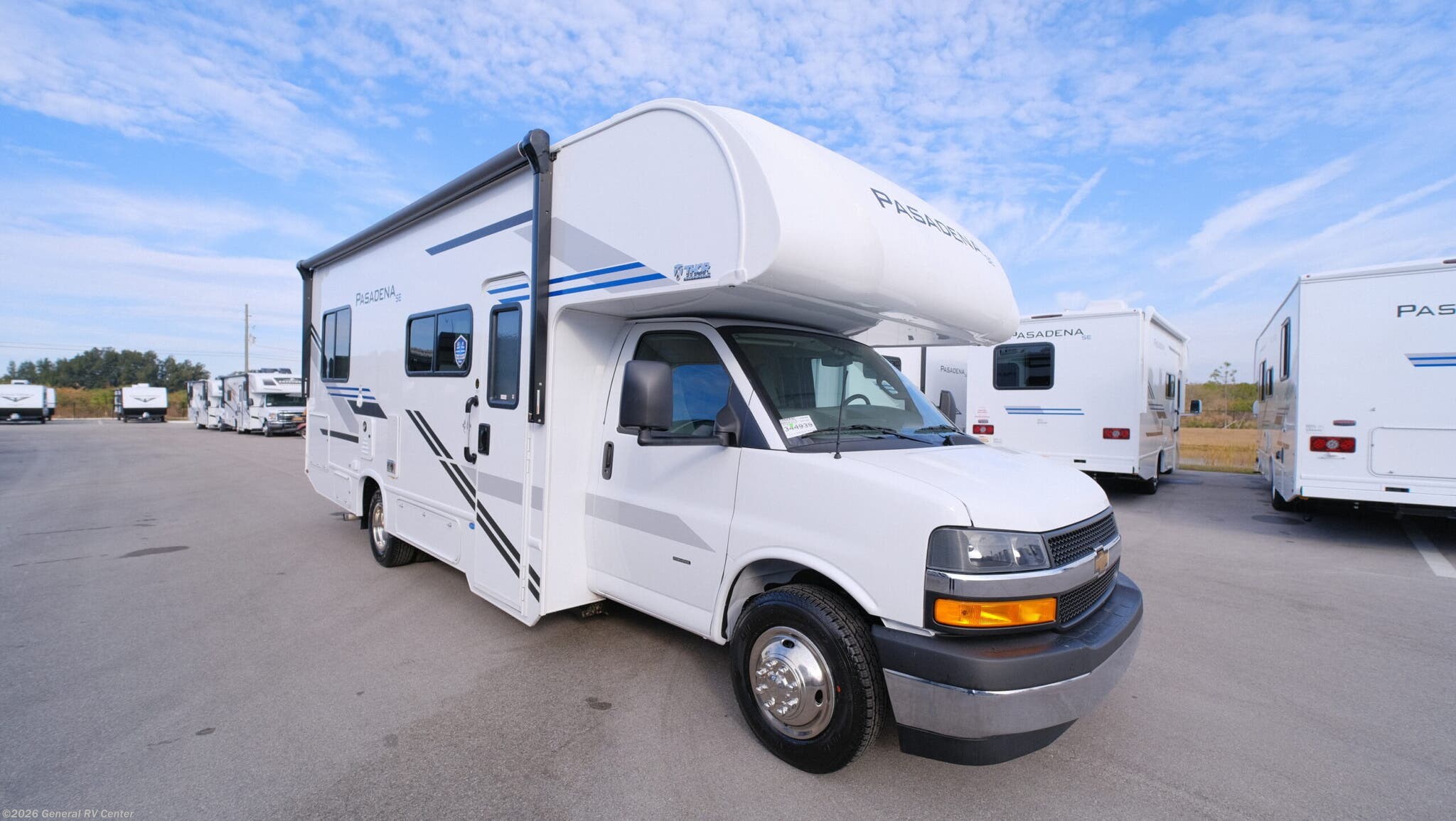 New 2026 Thor Motor Coach Pasadena SE SZ25 Chevy available in West Palm Beach, Florida