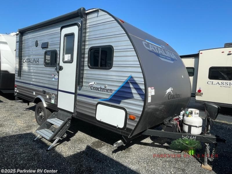 Used 2023 Coachmen Catalina Summit Series 7 164BH available in Smyrna, Delaware