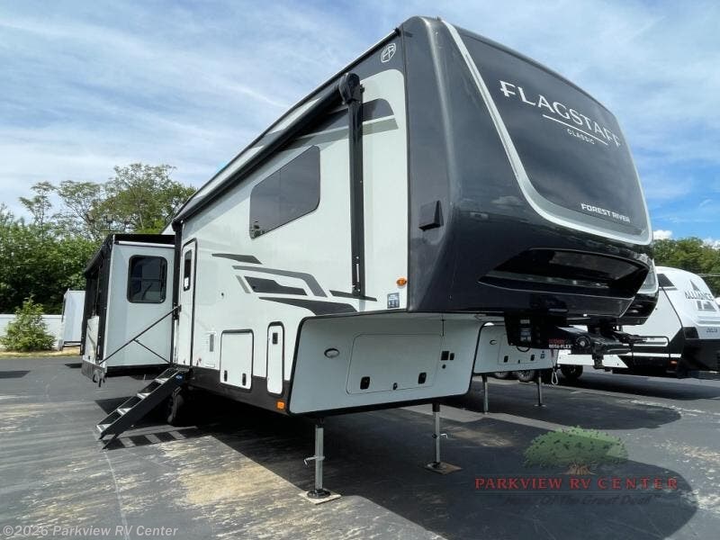 New 2026 Forest River Flagstaff Classic F361RLS available in Smyrna, Delaware