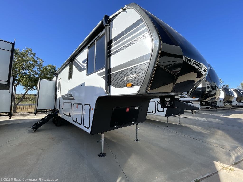 New 2026 Grand Design Reflection 324MBS available in Lubbock, Texas