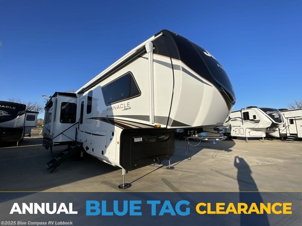New 2026 Jayco Pinnacle 32RLTS available in Lubbock, Texas