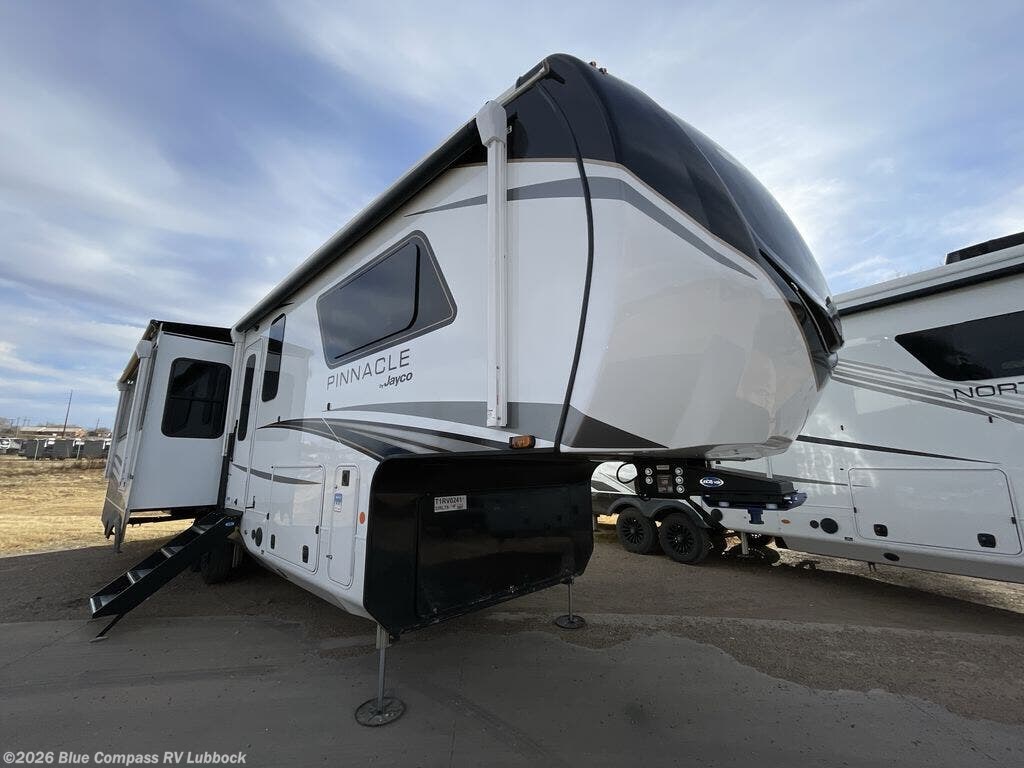 New 2026 Jayco Pinnacle 32RLTS available in Lubbock, Texas