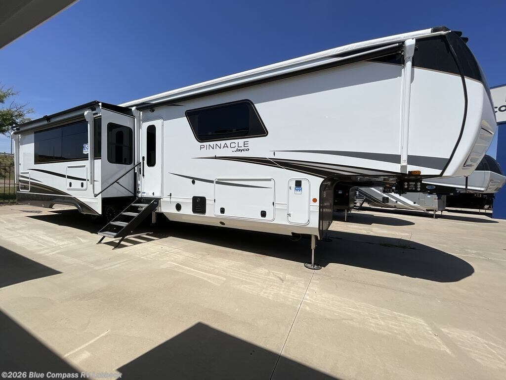 New 2027 Jayco Pinnacle 38FBRK available in Lubbock, Texas