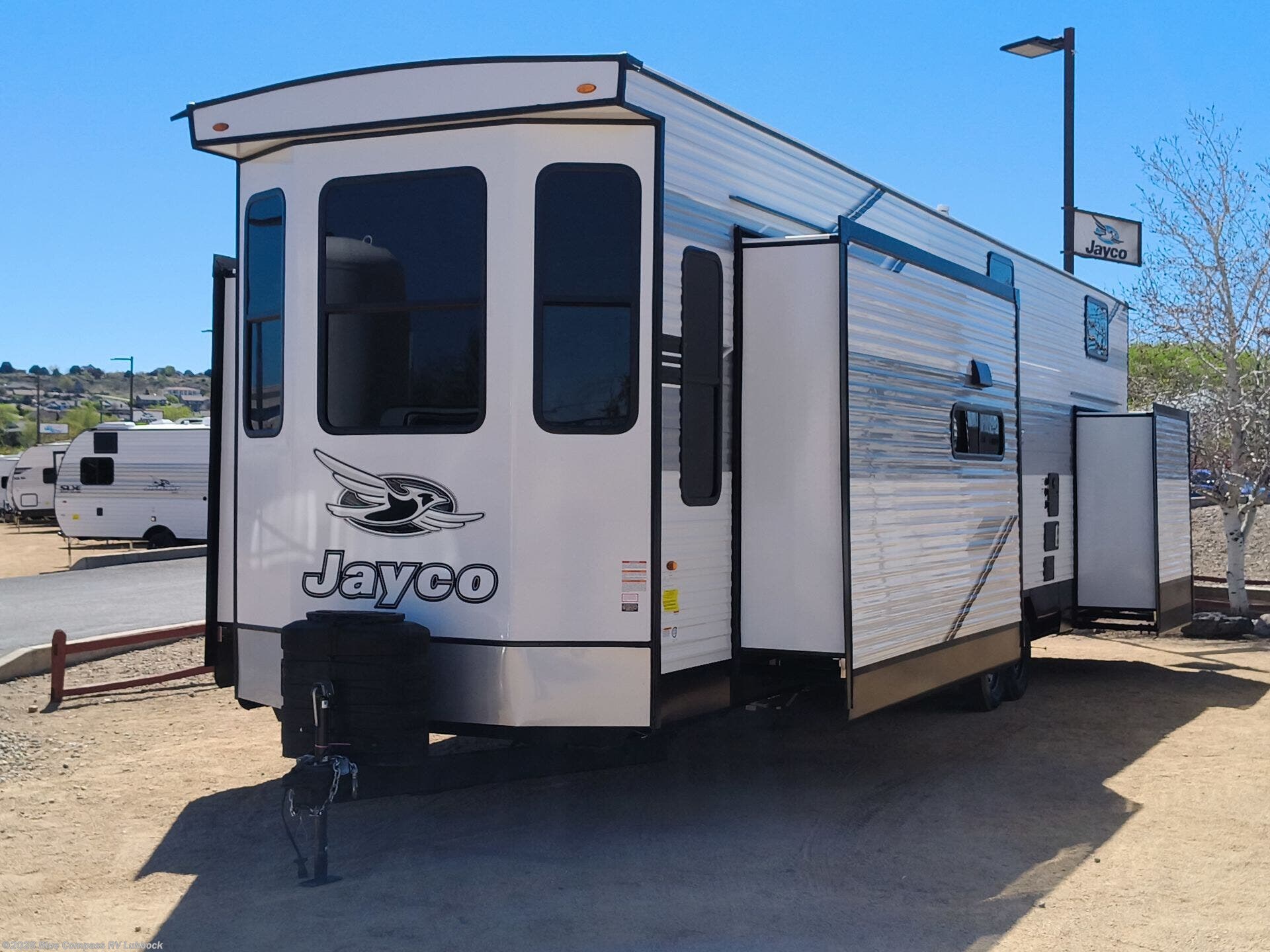 New 2027 Jayco Jay Flight Bungalow 401LOFT DS available in Lubbock, Texas