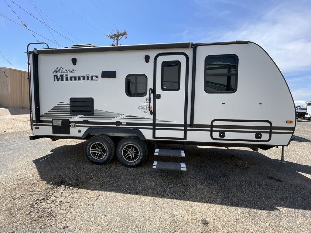 Used 2020 Winnebago Micro Minnie 2108DS available in Lubbock, Texas