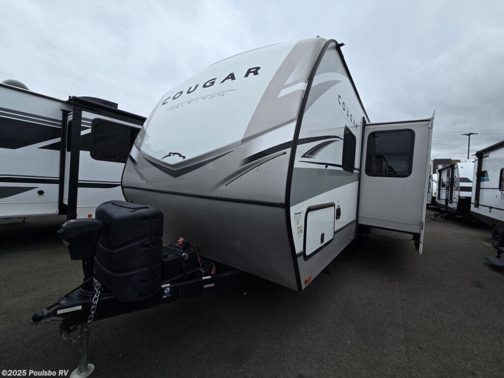 Used 2023 Keystone Cougar Half-Ton 26RBS available in Kent, Washington
