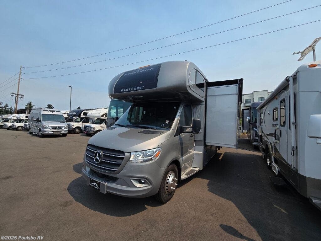 New 2026 East to West Entrada M-Class 24FM available in Kent, Washington