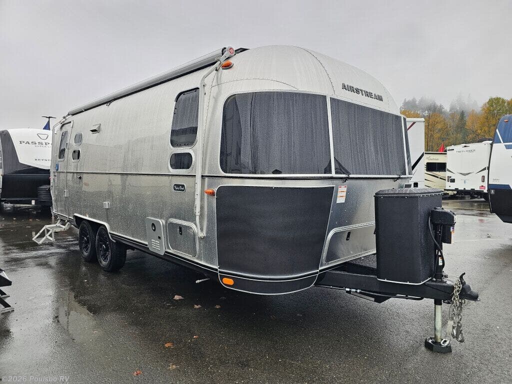 Used 2025 Airstream Flying Cloud 25FB available in Kent, Washington