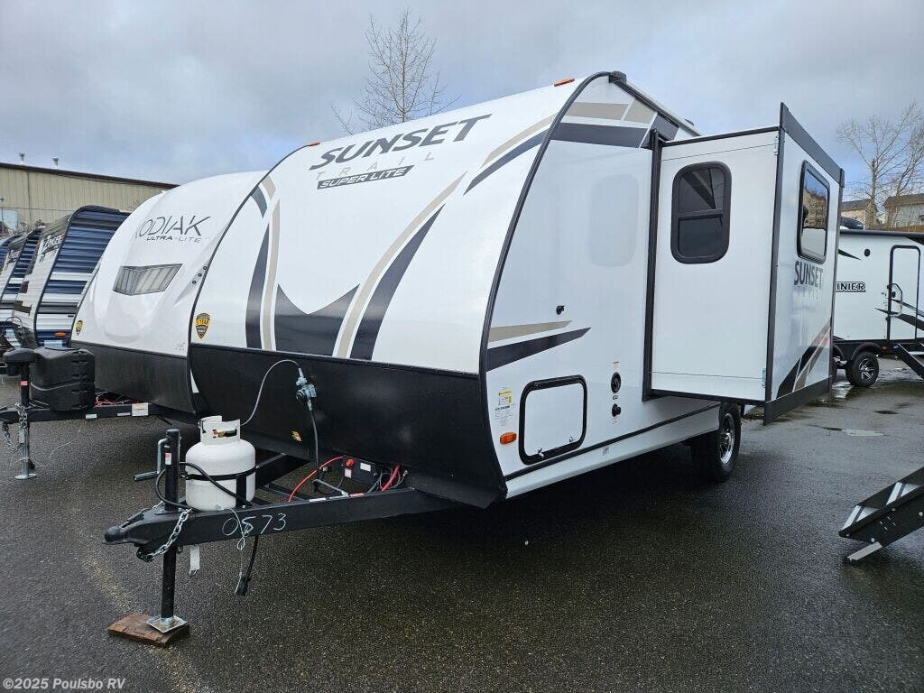 New 2024 CrossRoads Sunset Trail Super Lite SS188BH available in Everett, Washington