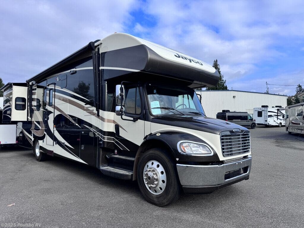 Used 2015 Jayco Seneca 36FK available in Everett, Washington