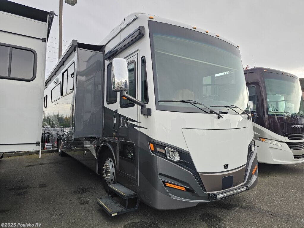 Used 2022 Tiffin Allegro Red 360 37BA available in Everett, Washington