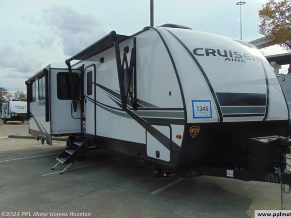 2021 CrossRoads Cruiser Aire 30RLS available in Houston, TX