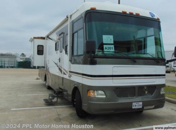Used 2006 Holiday Rambler Admiral SE With Bath And 1/2 36DBD available in Houston, Texas