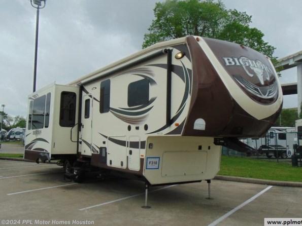 2015 Heartland Bighorn 3160EL available in Houston, TX
