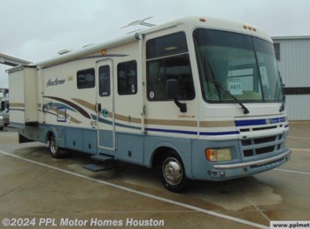 Used 2001 Fleetwood Pace Arrow 33V available in Houston, Texas