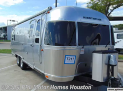 2018 Airstream Flying Cloud 26RB TWIN