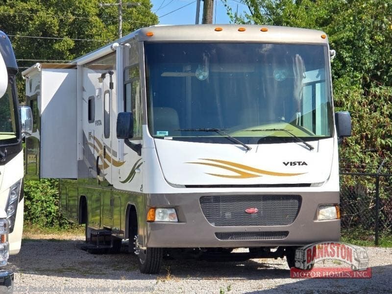 Used 2011 Winnebago Vista 26P available in Huntsville, Alabama