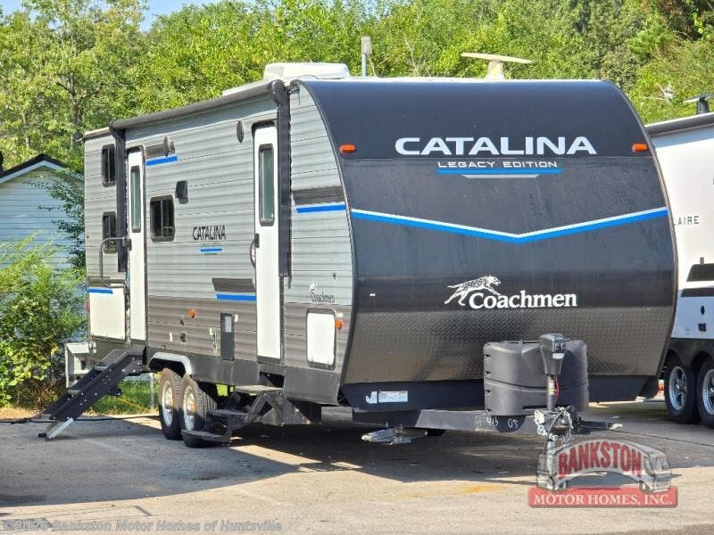 Used 2023 Coachmen Catalina Legacy 263BHSCK available in Huntsville, Alabama
