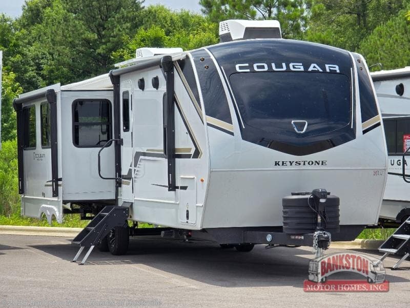 New 2026 Keystone Cougar Half-Ton 29RLP available in Huntsville, Alabama