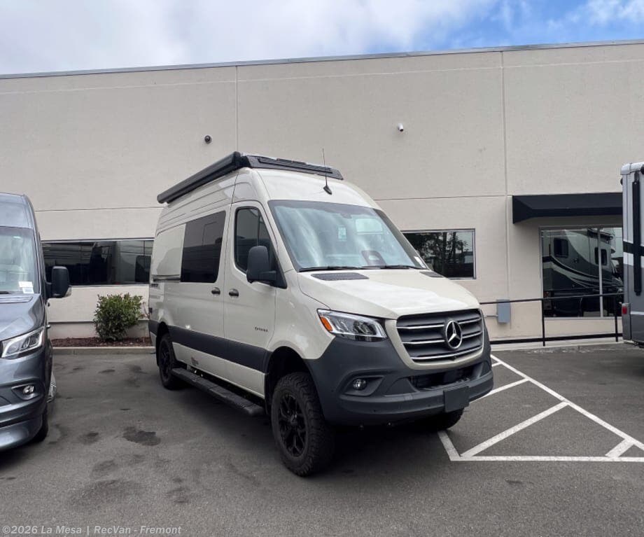 New 2027 Entegra Coach Launch 19YG available in Fremont, California