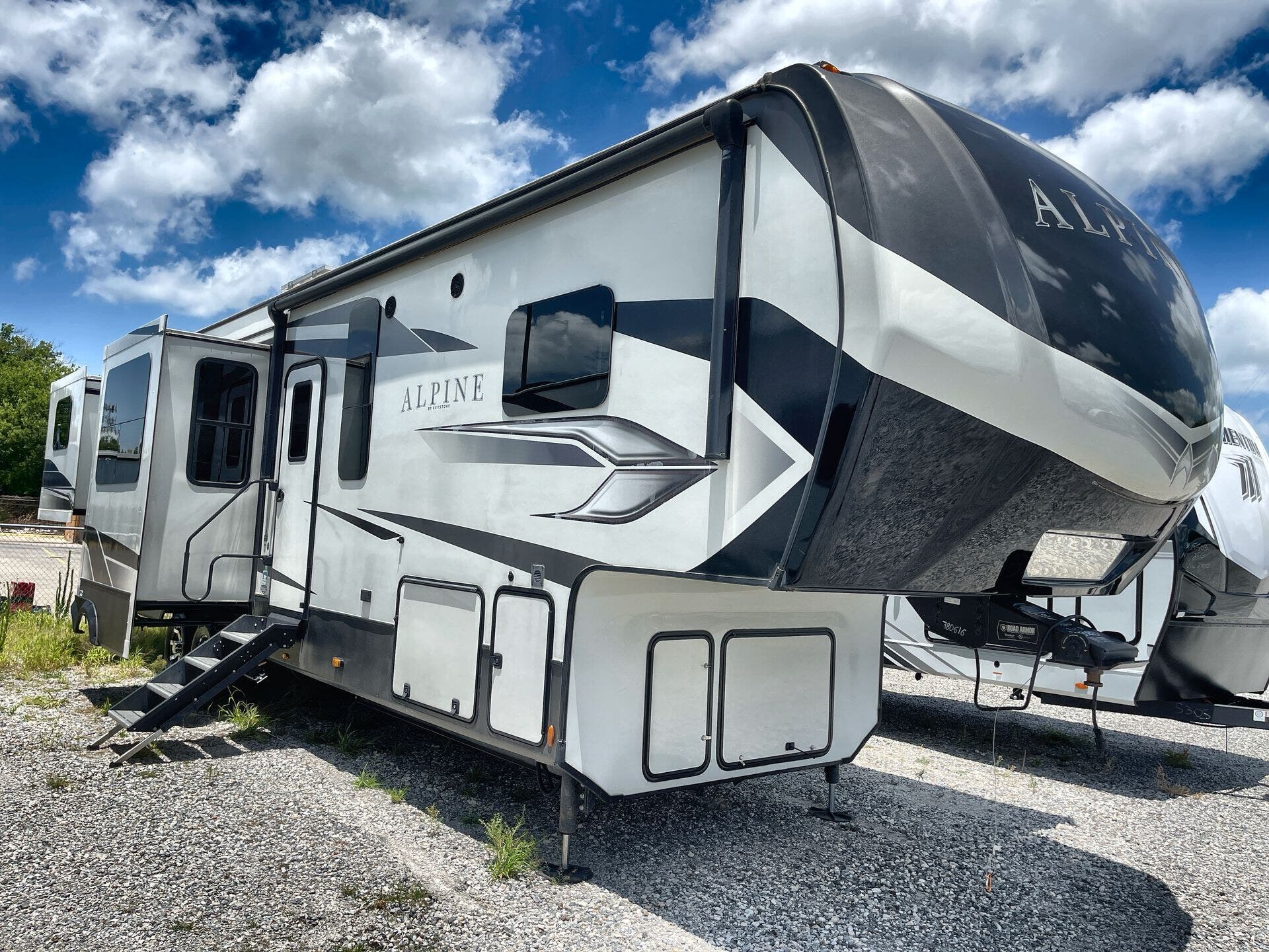 Used 2022 Keystone Alpine 3850RD available in Rockwall, Texas