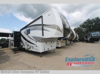 Used 2021 CrossRoads Redwood 4001LK available in Mesquite, Texas