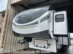 New 2024 Forest River Flagstaff Classic 375RL available in Mesquite, Texas