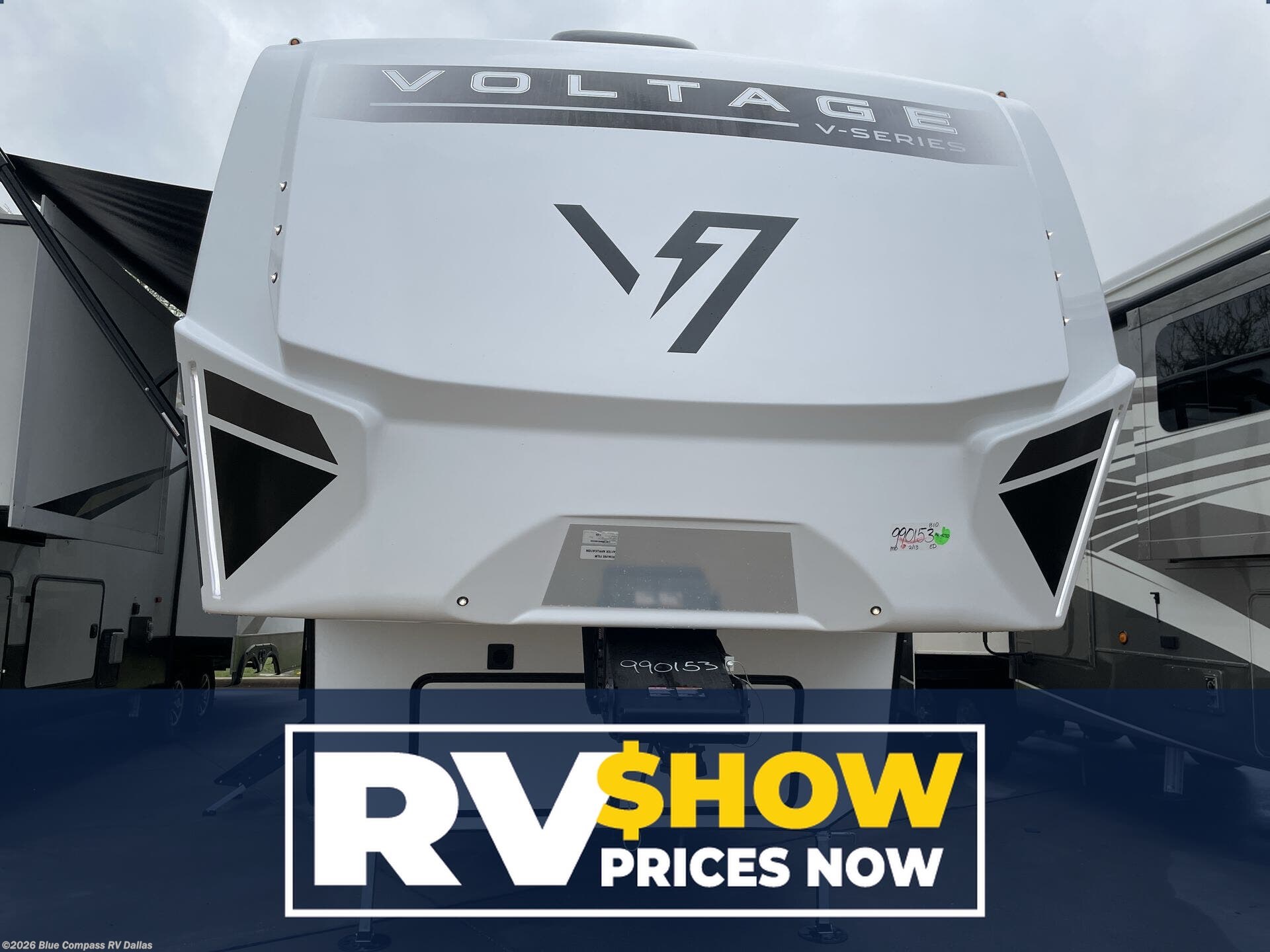 New 2025 Dutchmen Voltage V-Series 3600 available in Mesquite, Texas