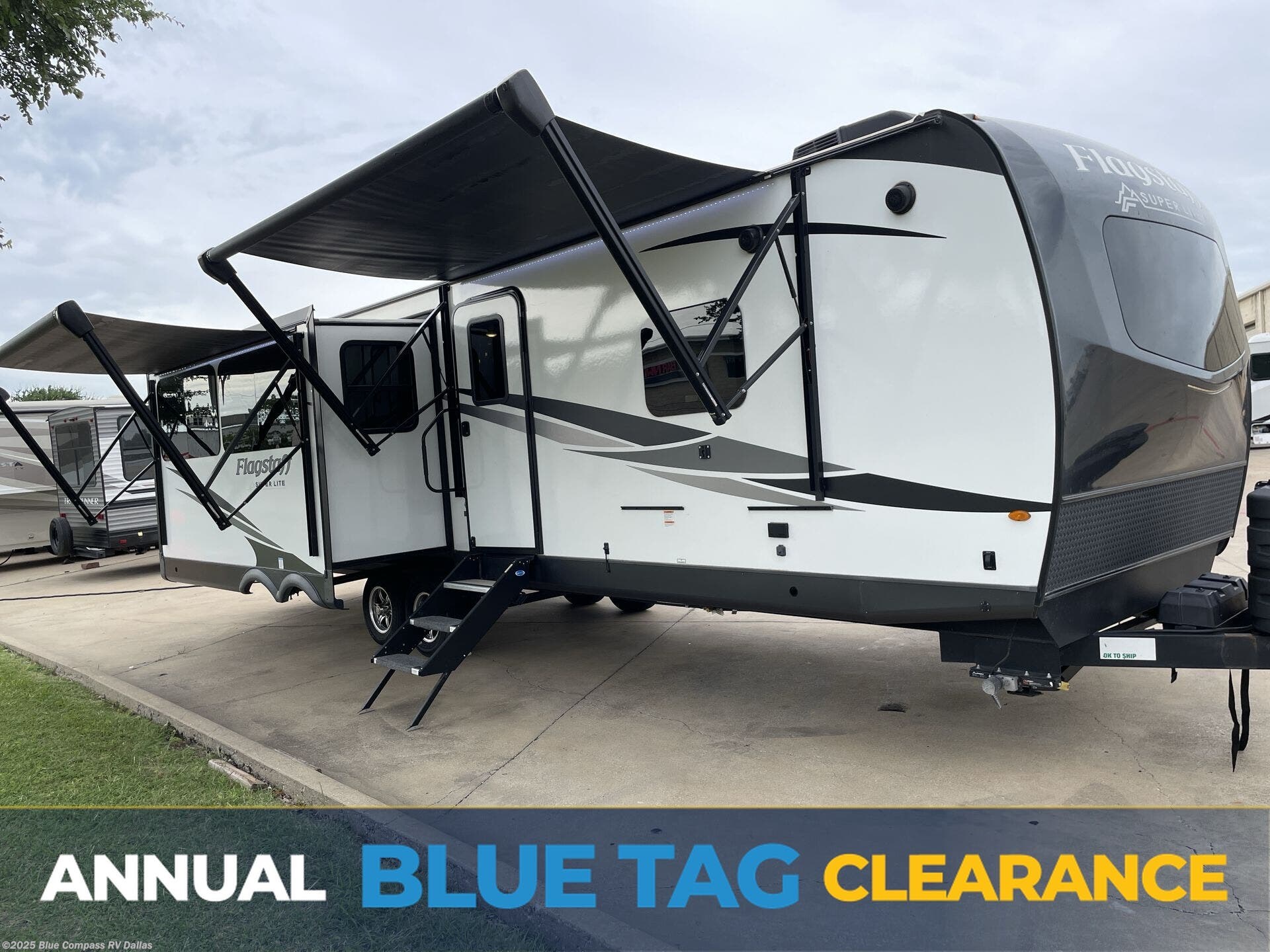 Used 2024 Forest River Flagstaff Super Lite 29rlbs Flagstaff available in Mesquite, Texas