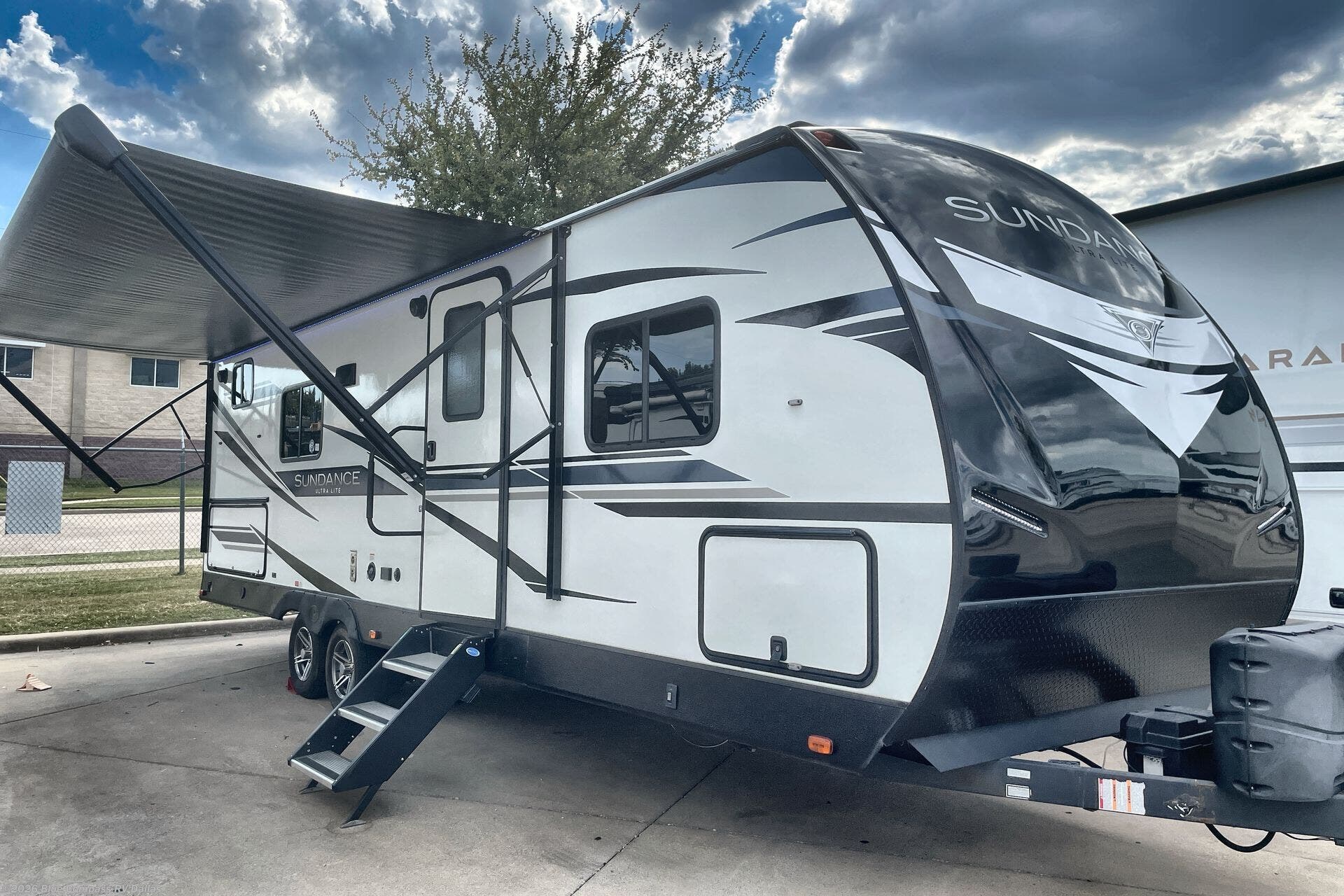 Used 2022 Heartland Sundance Ultra Lite 265BH available in Mesquite, Texas