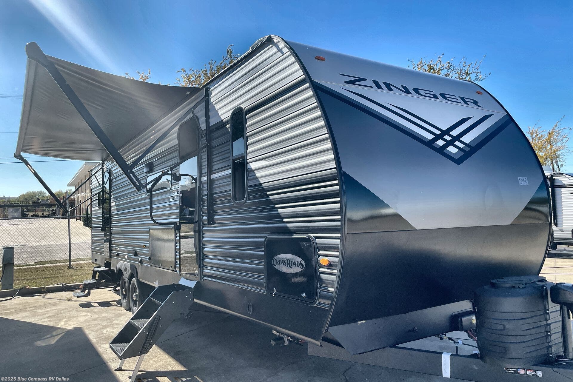New 2026 CrossRoads Zinger 320FB available in Mesquite, Texas