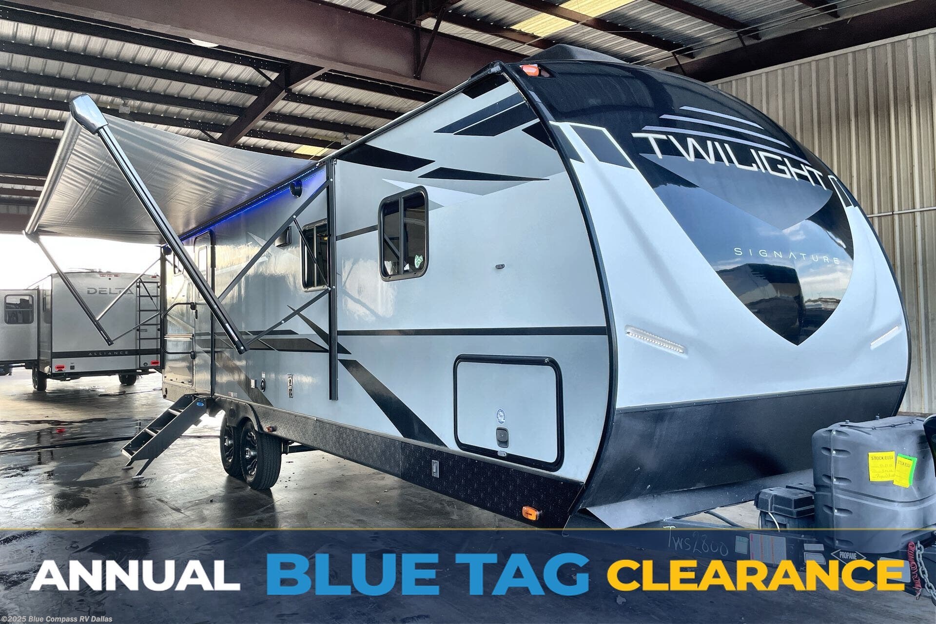 Used 2021 Cruiser RV Twilight Signature 2800 available in Mesquite, Texas