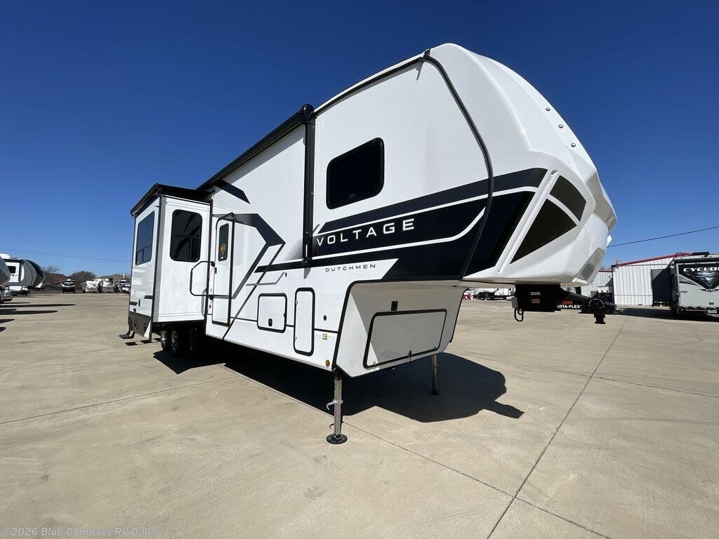 New 2025 Dutchmen Voltage V-Series 3600 available in Mesquite, Texas