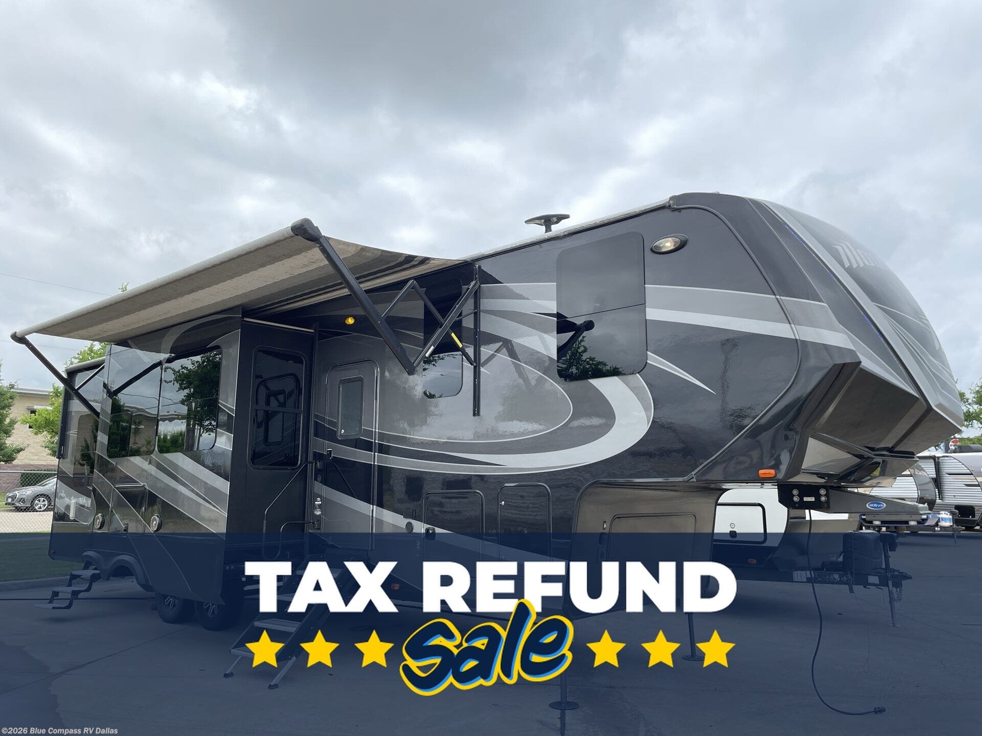 Used 2018 Grand Design Momentum 351M available in Mesquite, Texas