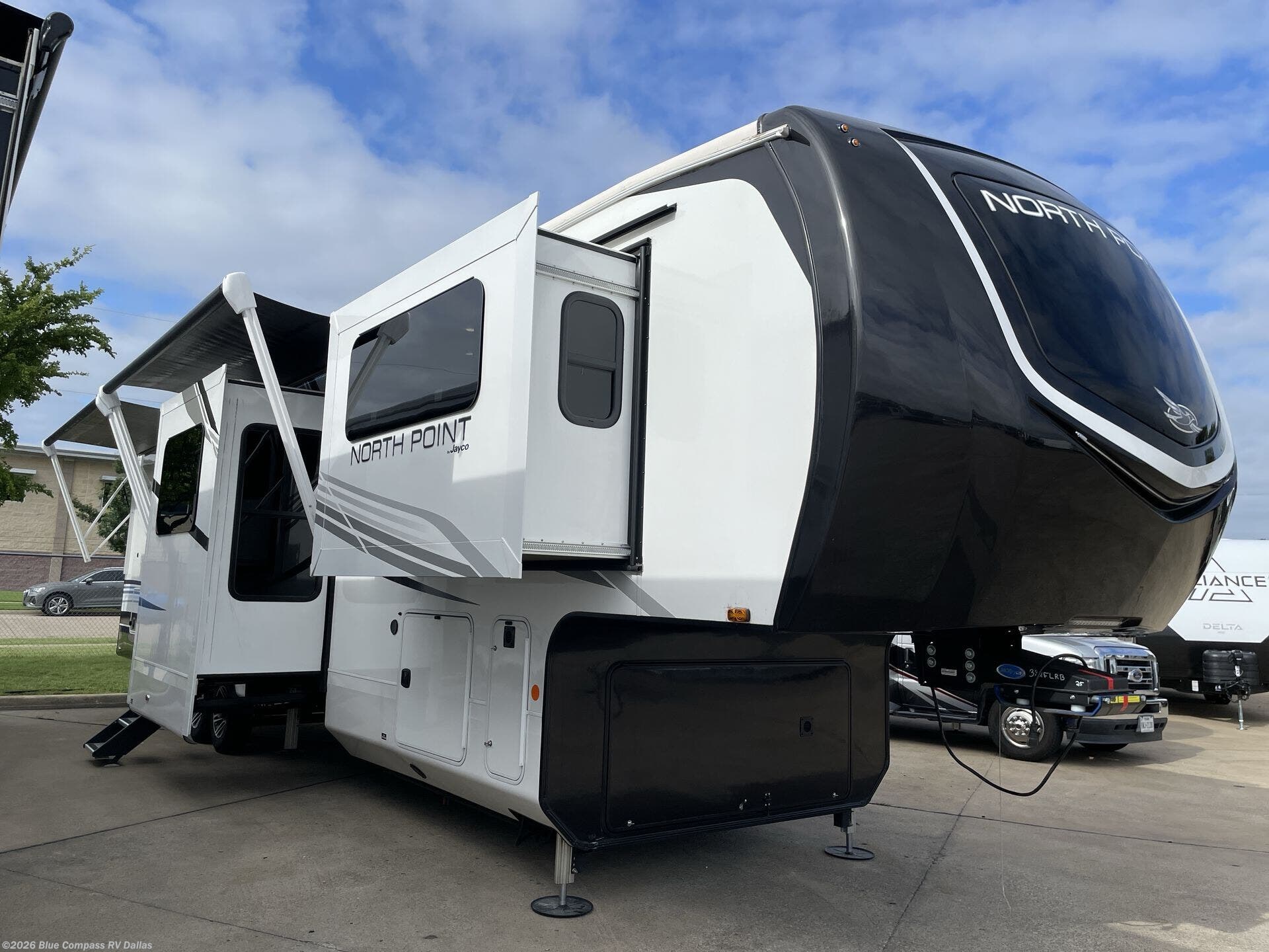 Used 2025 Jayco North Point 382FLRB available in Mesquite, Texas
