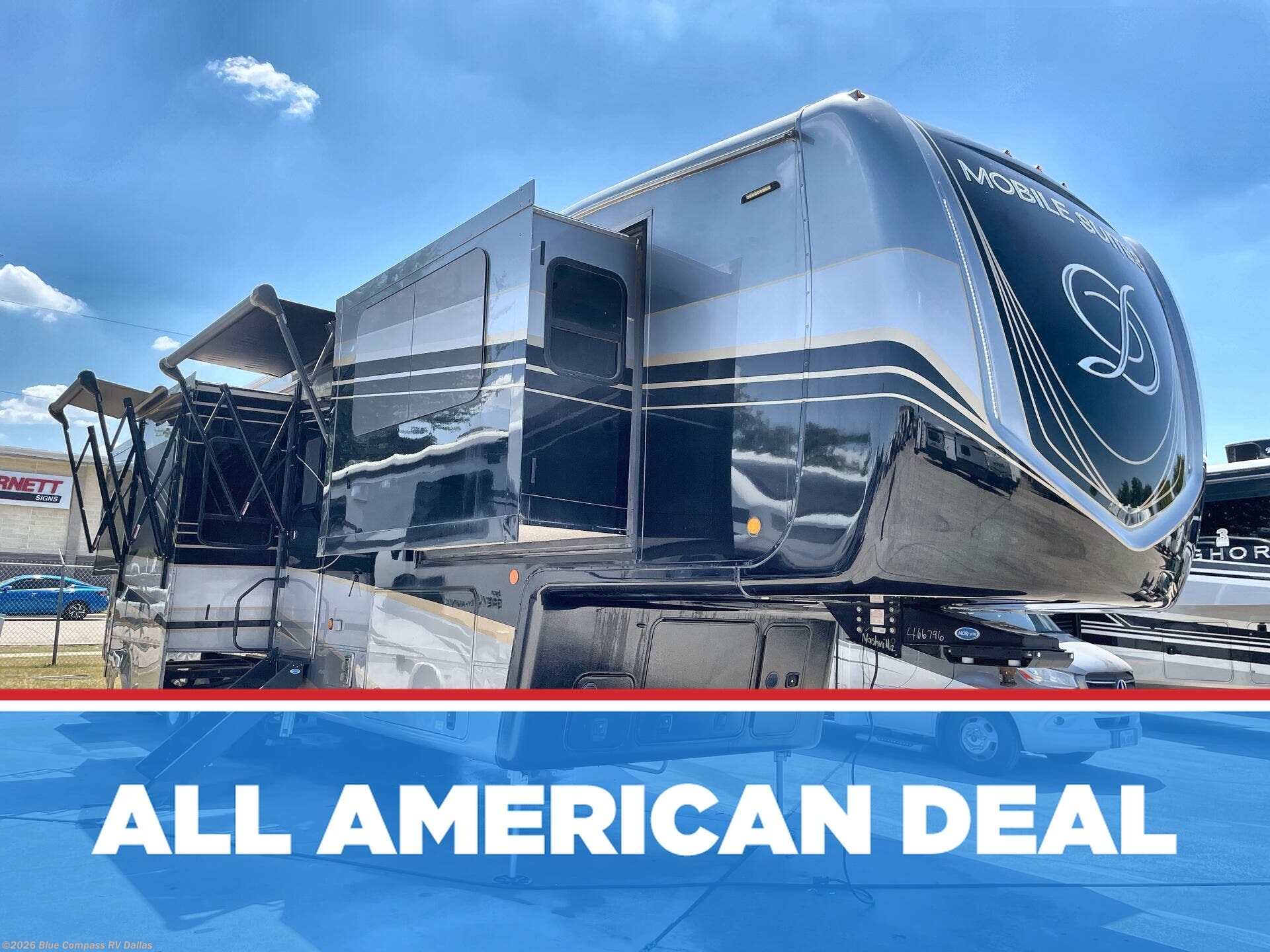 Used 2021 DRV Mobile Suites 44 Nashville available in Mesquite, Texas