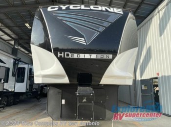 New 2022 Heartland Cyclone CY4006 available in San Antonio, Texas