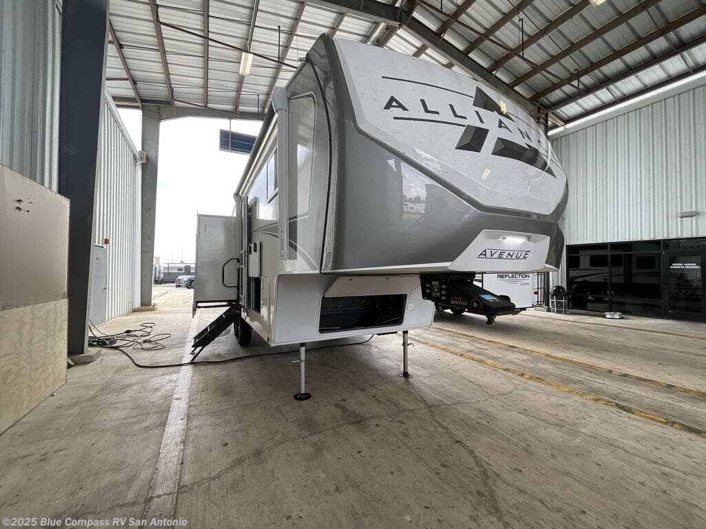 New 2026 Alliance RV Avenue All-Access 25RL available in San Antonio, Texas