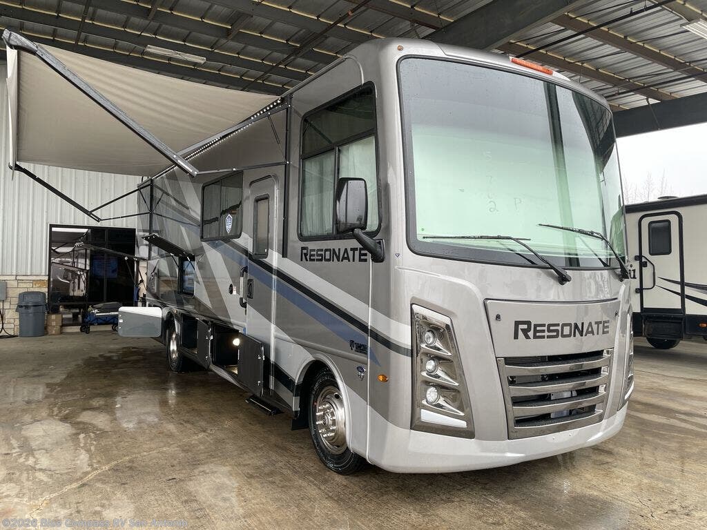 New 2026 Thor Motor Coach Resonate 29D available in San Antonio, Texas
