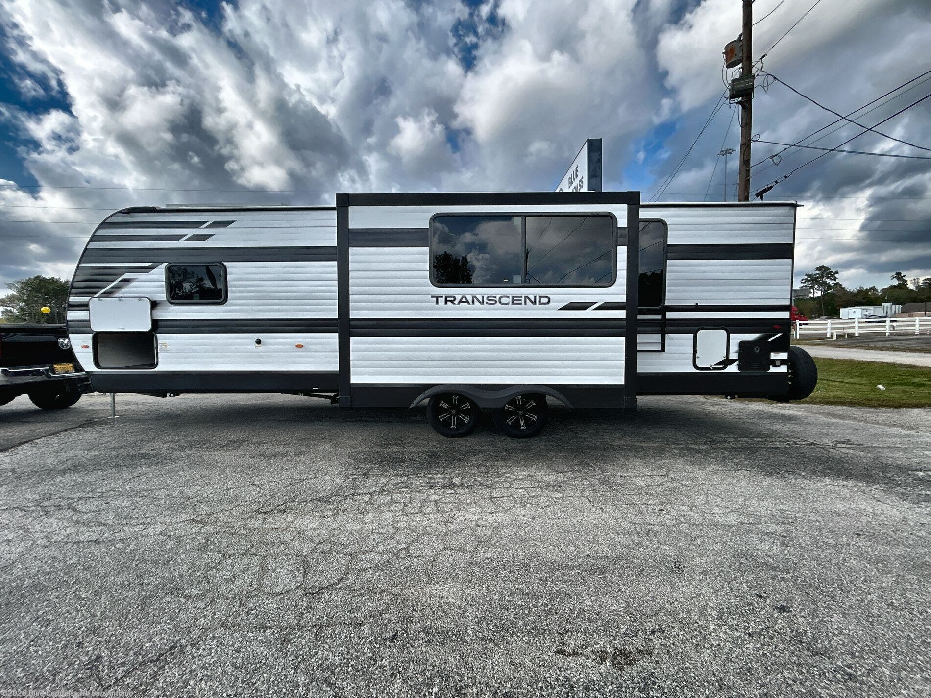 New 2026 Grand Design Transcend Xplor 265BHT available in San Antonio, Texas